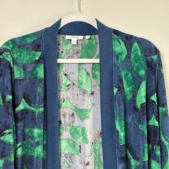 Chicos Cardigan Size 1 US M Green Blue Geometric Open Front Slinky 3/4 Sleeve - Picture 2 of 10